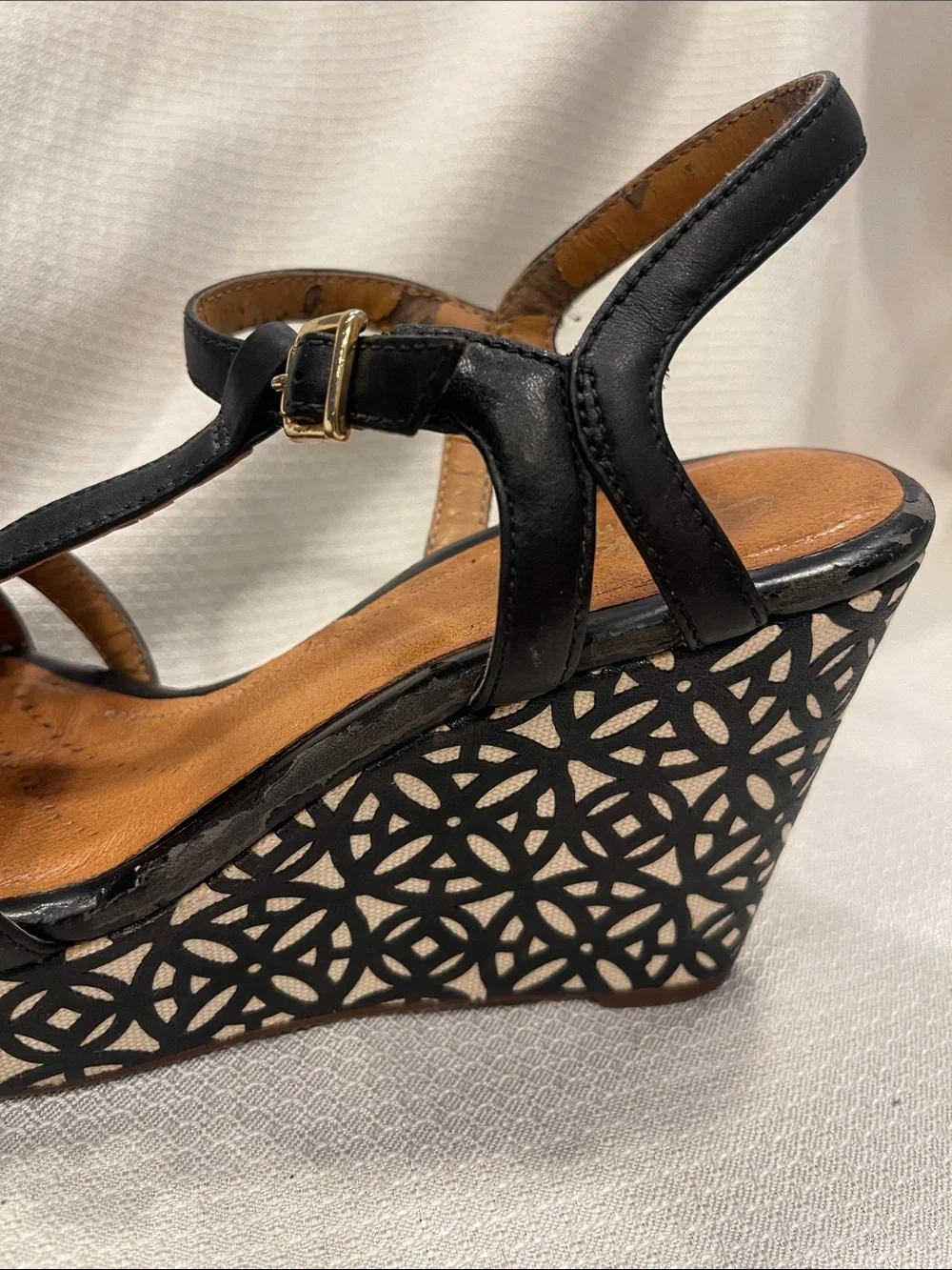 Clarks Artisan Amelia Avery Black Leather Patterned Wedge Sandals 7.5